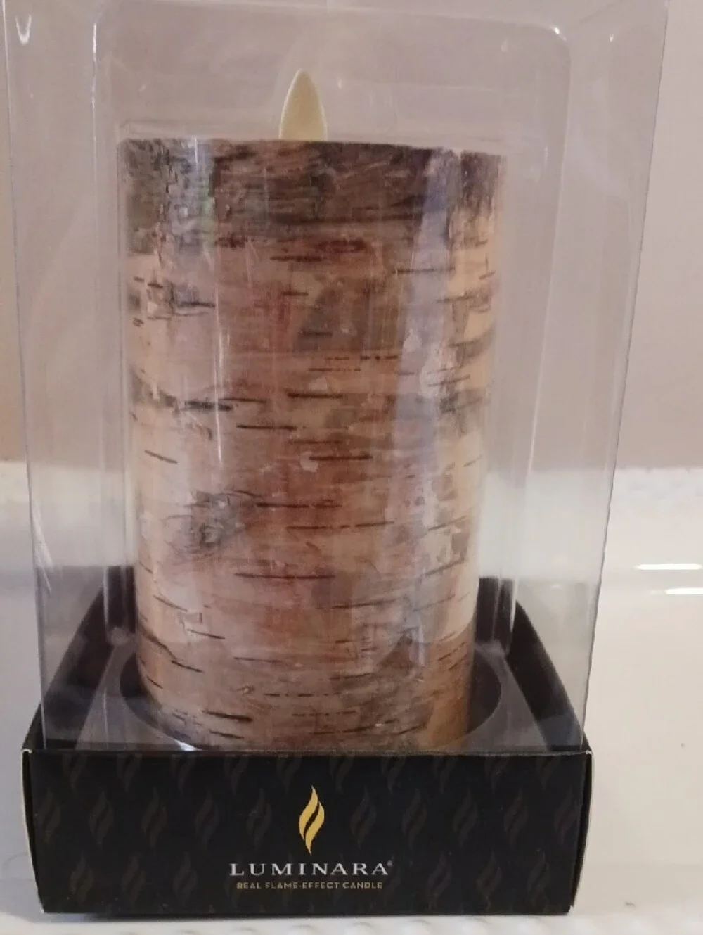 Gorgeous! LUMINARA Birch Bark LED Flameless Candle - Cream & Brown